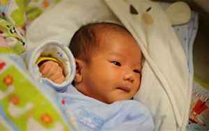 新生儿生理性黄疸一般在出生后几天出现